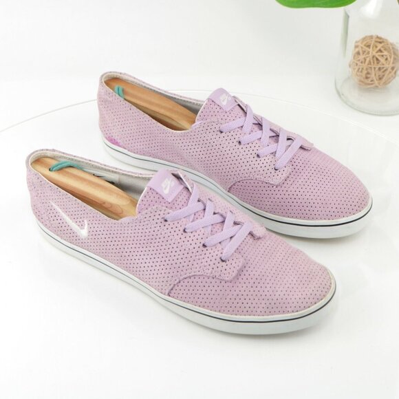 Nike Womens Braata Lite Sneaker Size 8.5 Lavender Purple Perforated Suede Low - Picture 3 of 12